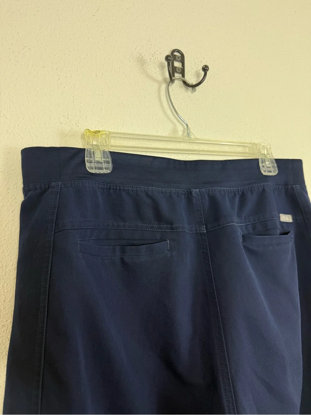 Figs Men’s Axim Cargo Scrub Pants Navy Large Tall